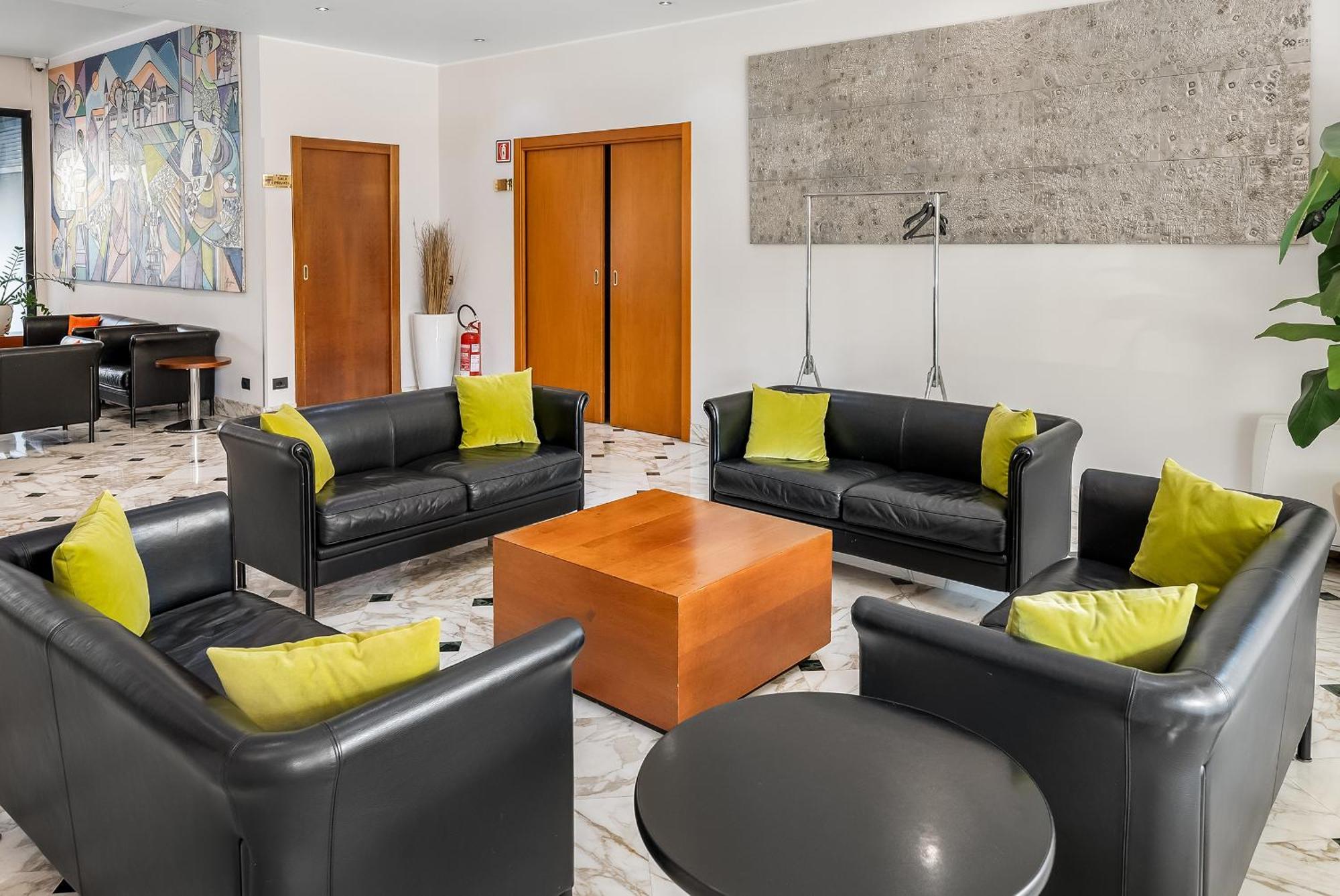 Abacus Hotel Sesto San Giovanni Esterno foto