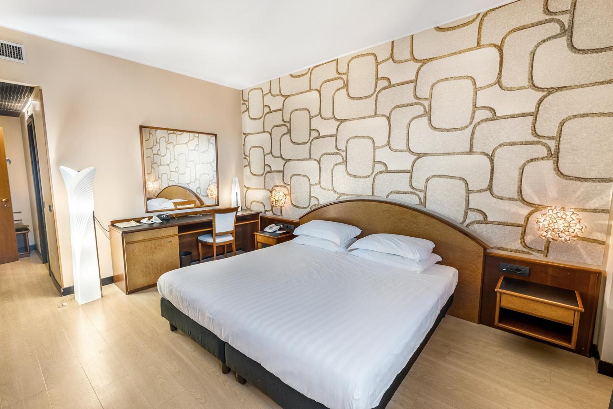Abacus Hotel Sesto San Giovanni Esterno foto